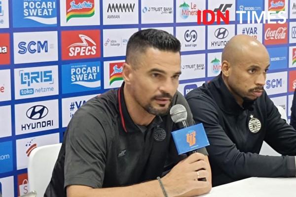 Persija Resmi Pisah dengan Carlos Pena, Berdalih Ingin Ada Perubahan